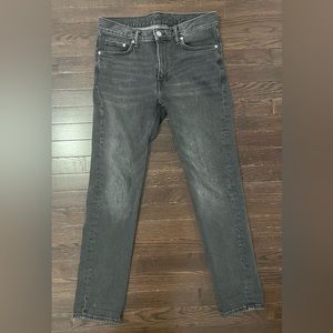 Denim jeans. Slim fit